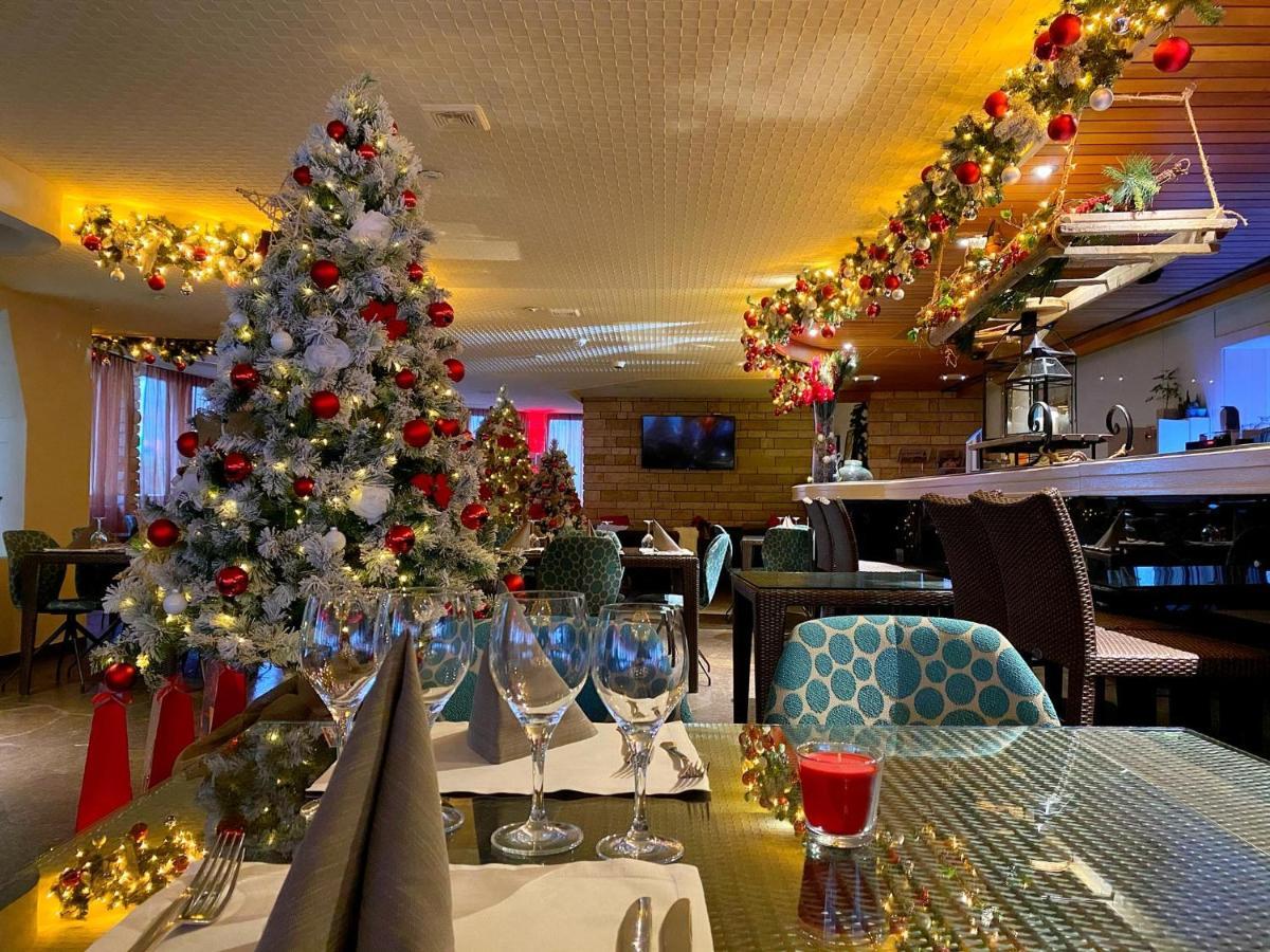 Hotel Restaurant La Porte D'Octodure Martigny Dış mekan fotoğraf