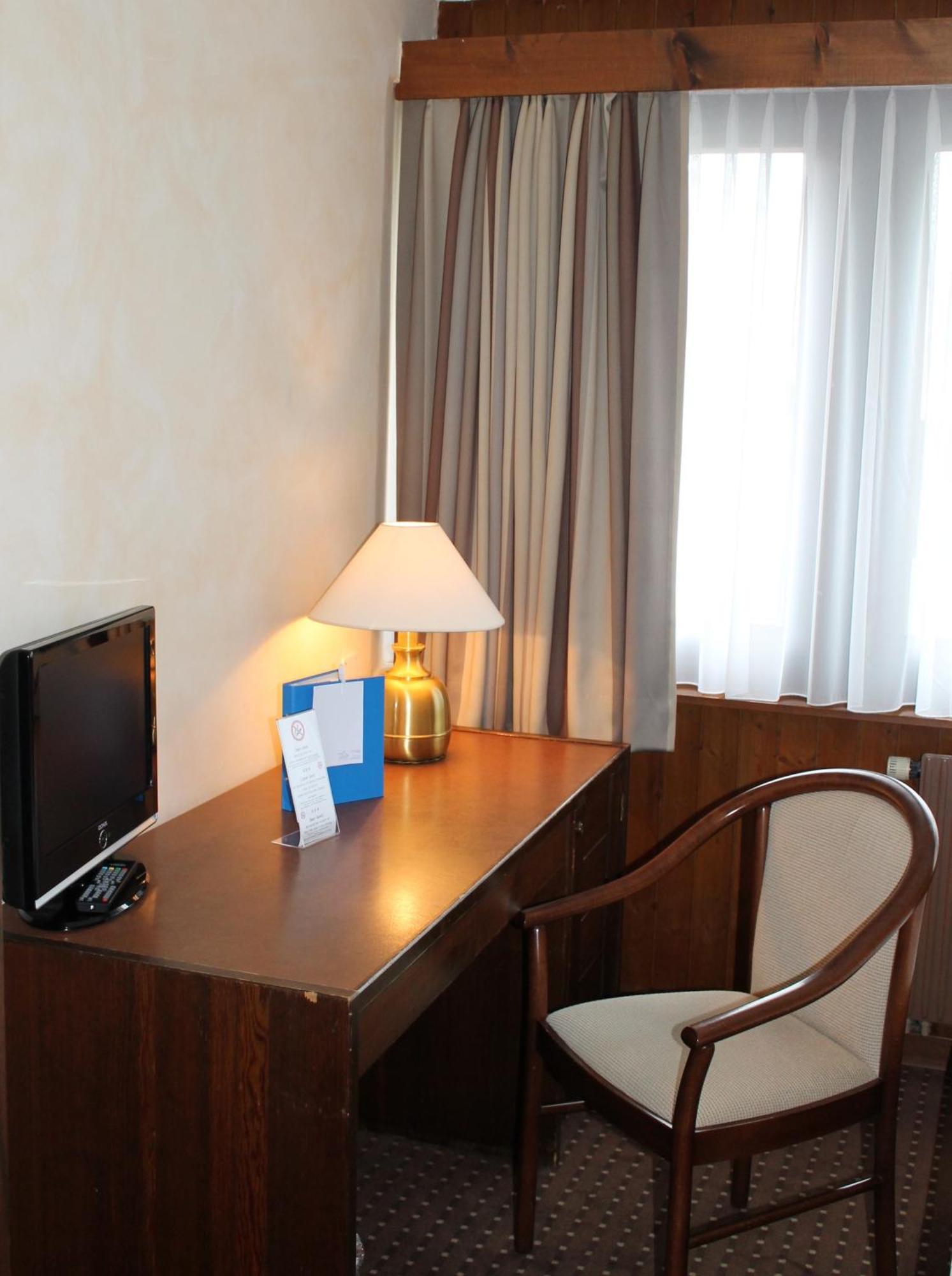 Hotel Restaurant La Porte D'Octodure Martigny Dış mekan fotoğraf
